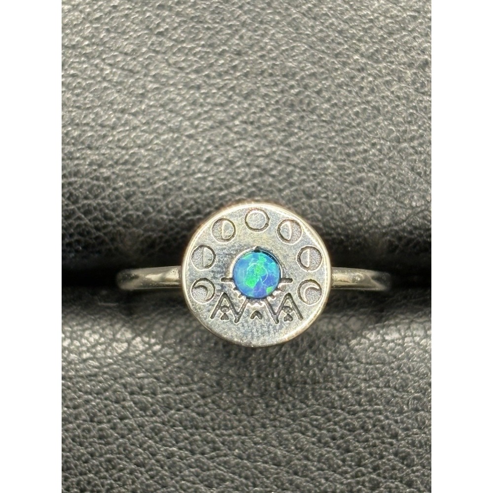 New Condition Sterling Silver Lab Blue Opal Tribal Moon Phase Ring Size 7 G29